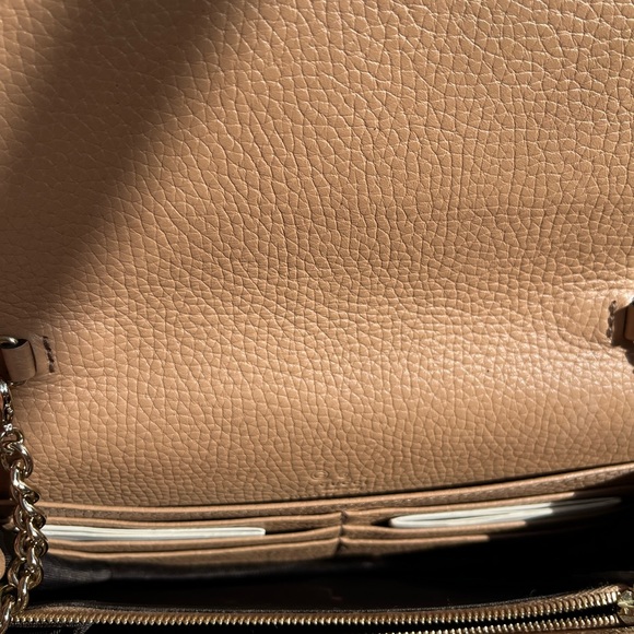 Gucci Camelia Beige Soho Disco Leather Crossbody Bag wallet on chain - Picture 6 of 8